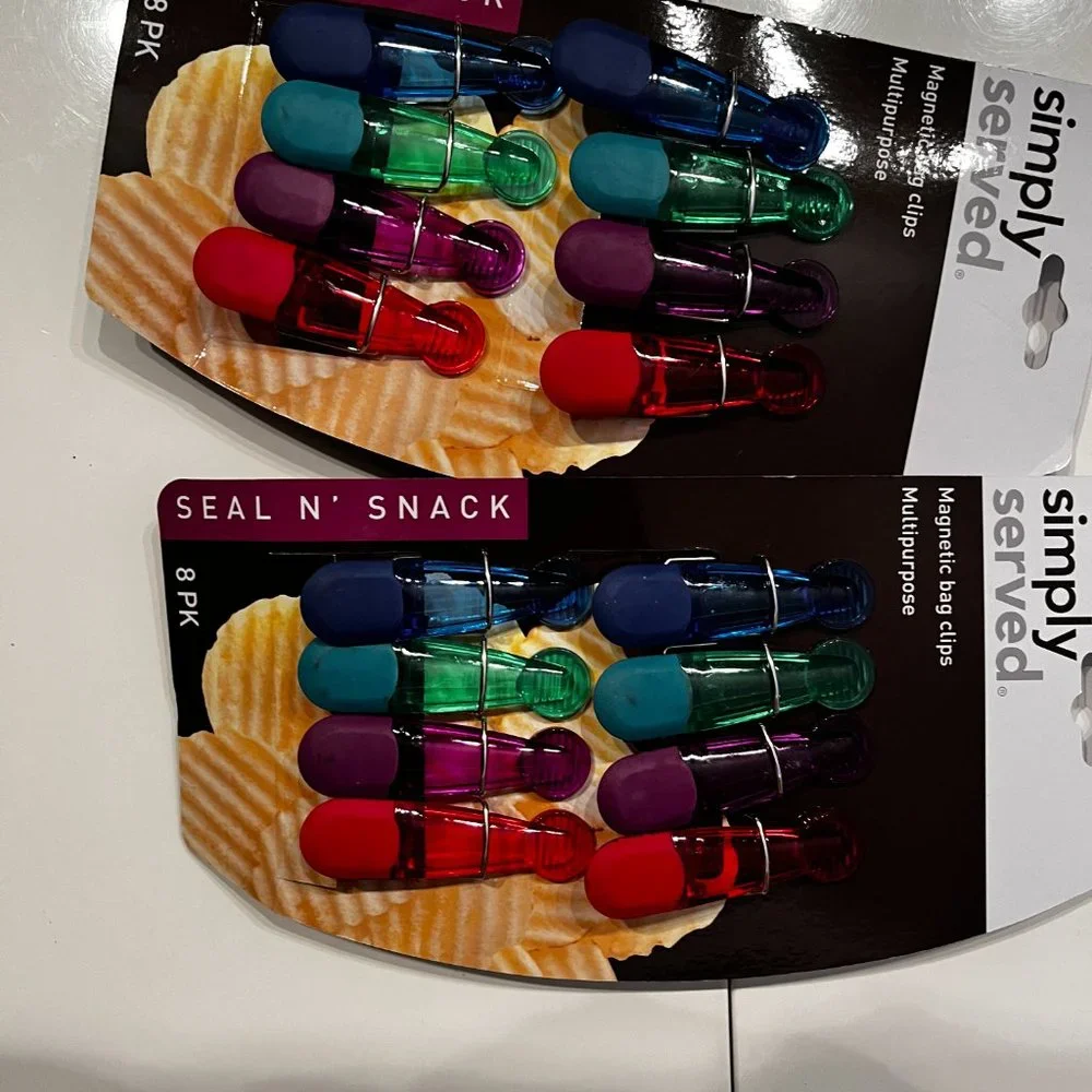 Magnetic Chip Clips (2‎ packs of 8 clips / total of 16 clips (new)